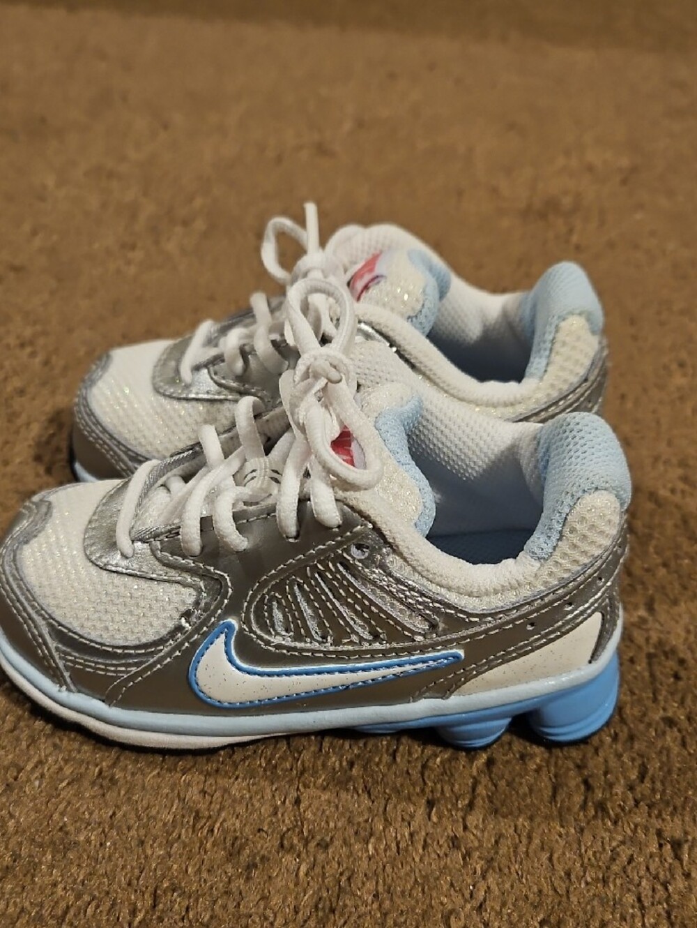 Nike Kids Shox Qualify Sneakers - Picture 4 of 8